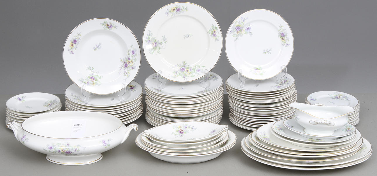 MATSERVIS, 98 delar, flintgods, Rörstrand, 1900-tal.