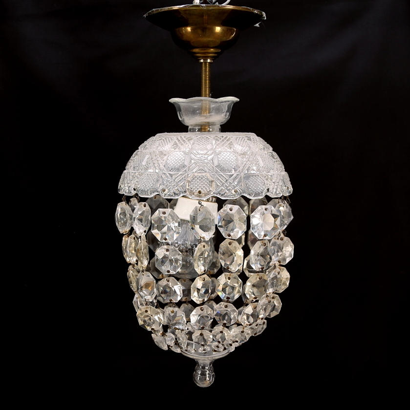 AMPEL med prismor, 1900-tal, höjd 43 cm.