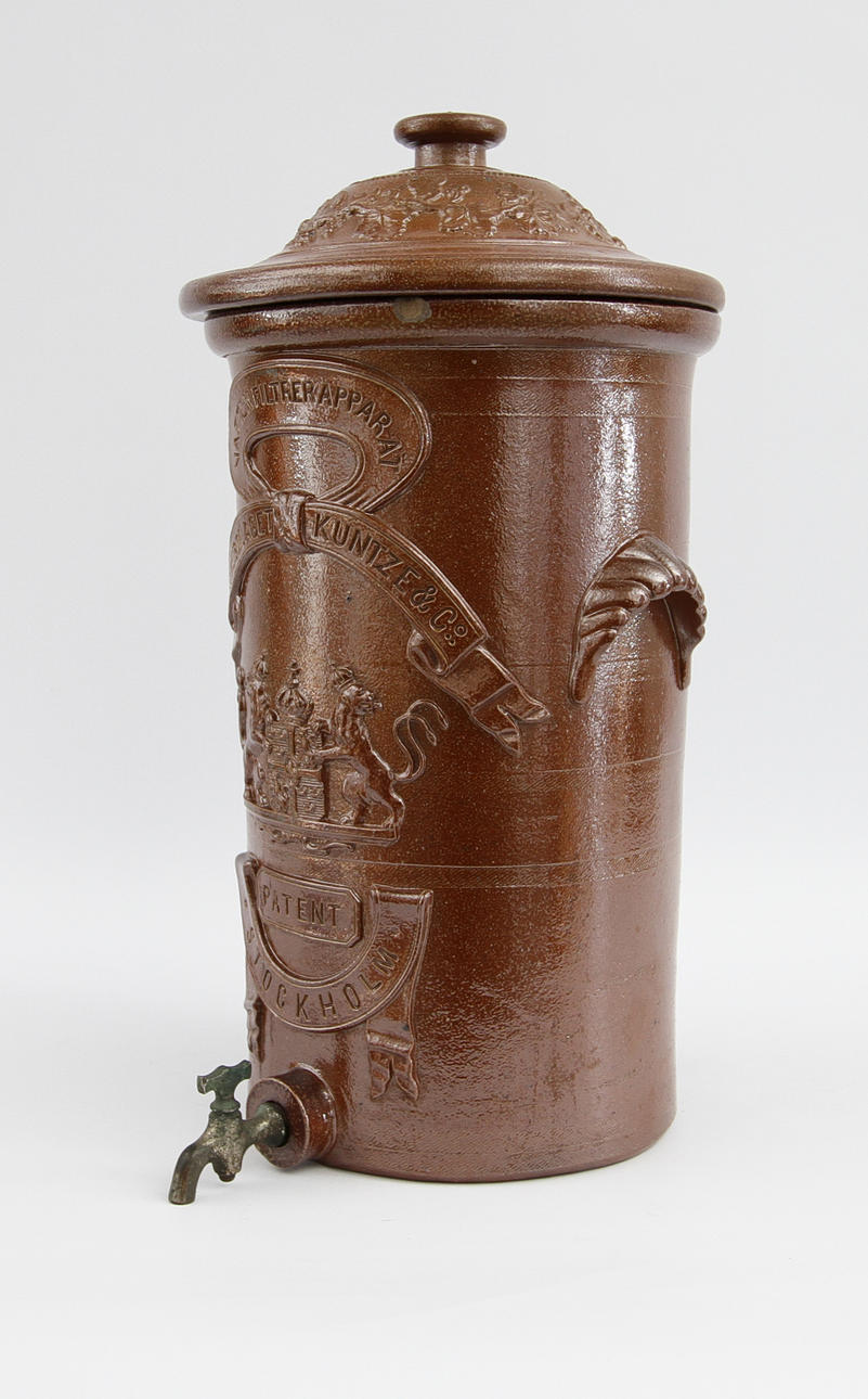 VATTENFILTER APPARAT, aktiebolaget Kuntze & co, Stockholm, 1900-talets början.