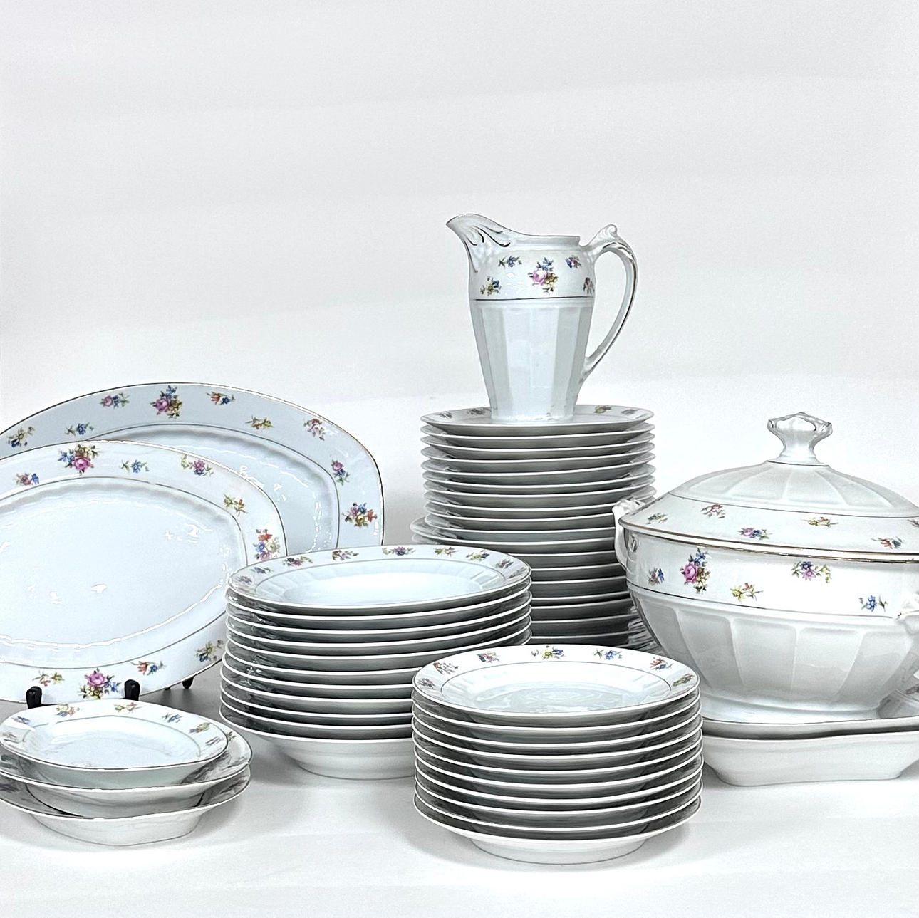 DINING SET, Altwasser "silesia" 52 pieces, Germany.