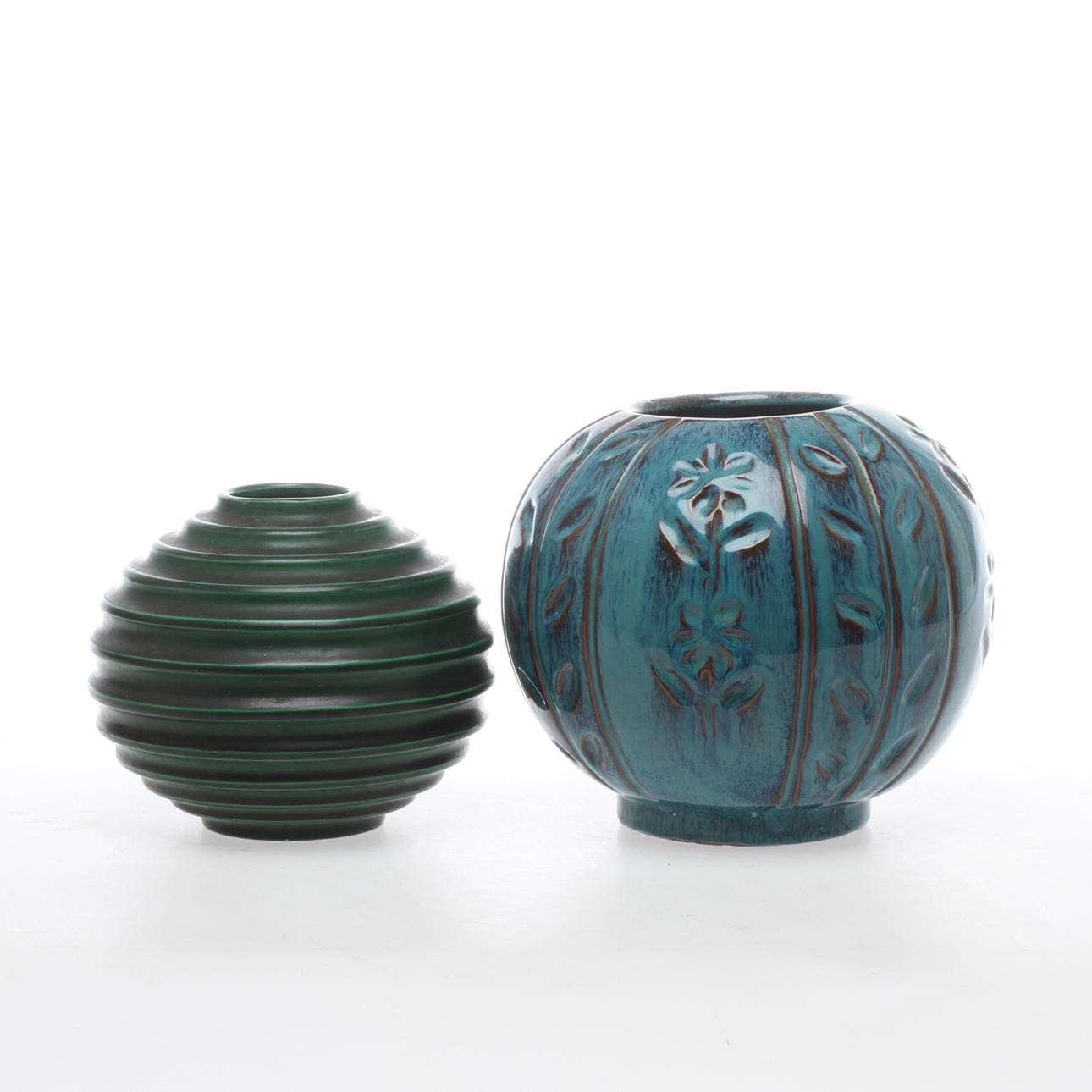 VASER 2 st, keramik, varav en Ewald Dahlskog, Bo Fajans.