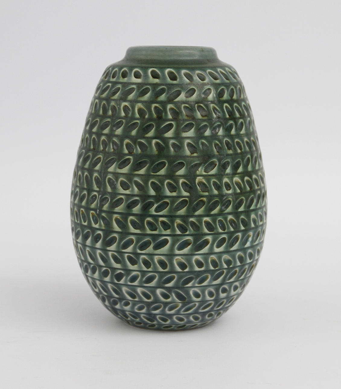 VAS, Gertrud Lönegren, Rörstrand, 1900-talets mitt.