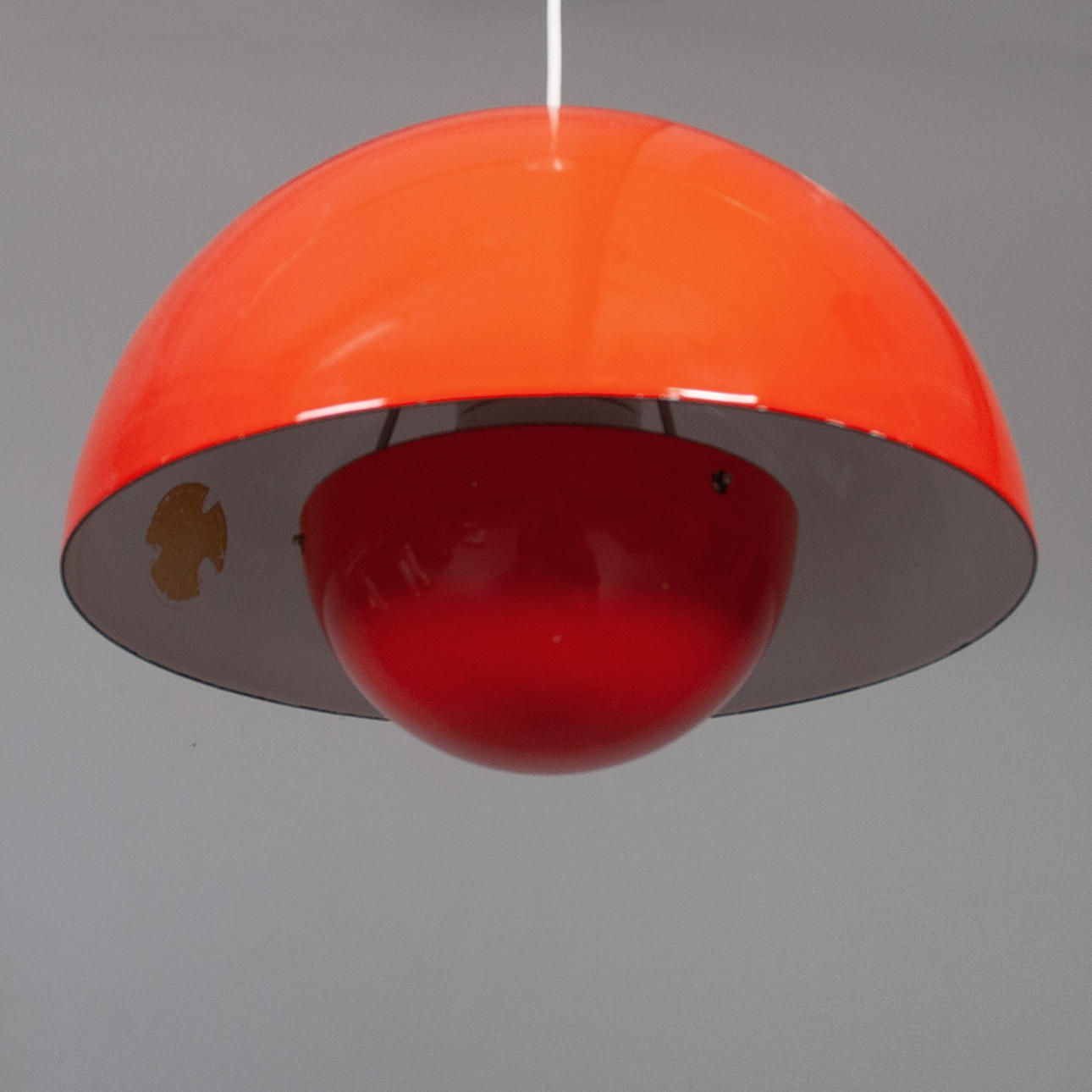 VERNER PANTON. Flowerpot VP1, pendel, metall.