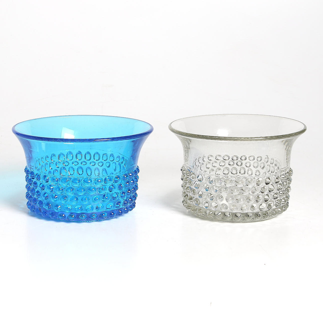 SKÅLAR, 2 st, glas, "Nyppälä Kulho", Saara Hopea, Riihimäen Lasi, Finland. 1960/70-tal.