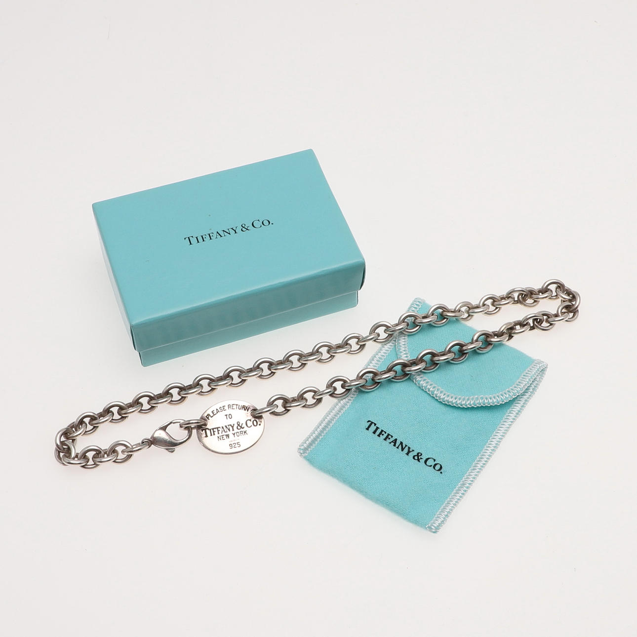 UN COLLAR DE PLATA TIFFANY & CO.
