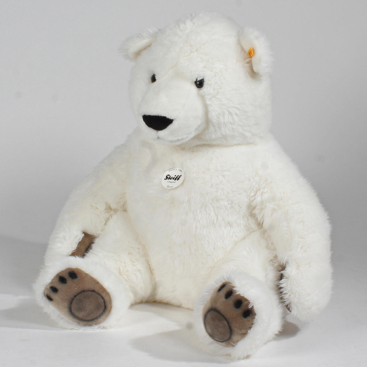 LARGE STEIFF BEAR 'ARCO' WITH BUTTON AND LABEL.