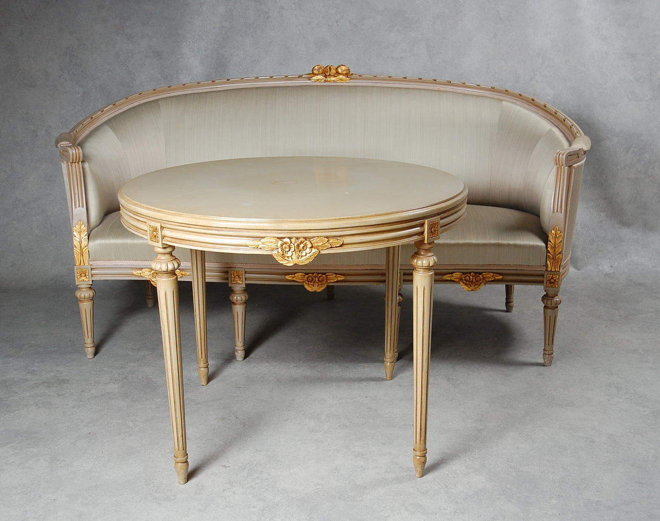 BADKARSOFFA, med BORD, gustaviansk stil, 1930-tal.