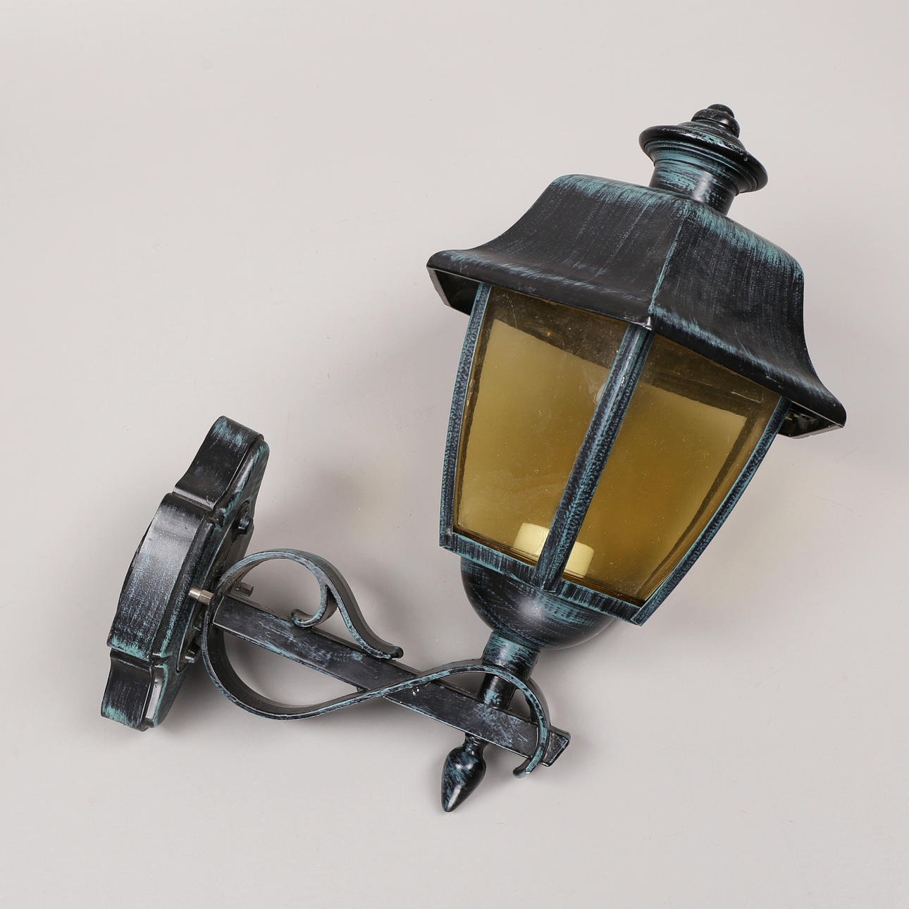 UTELYKTA, 1900/2000-tal.