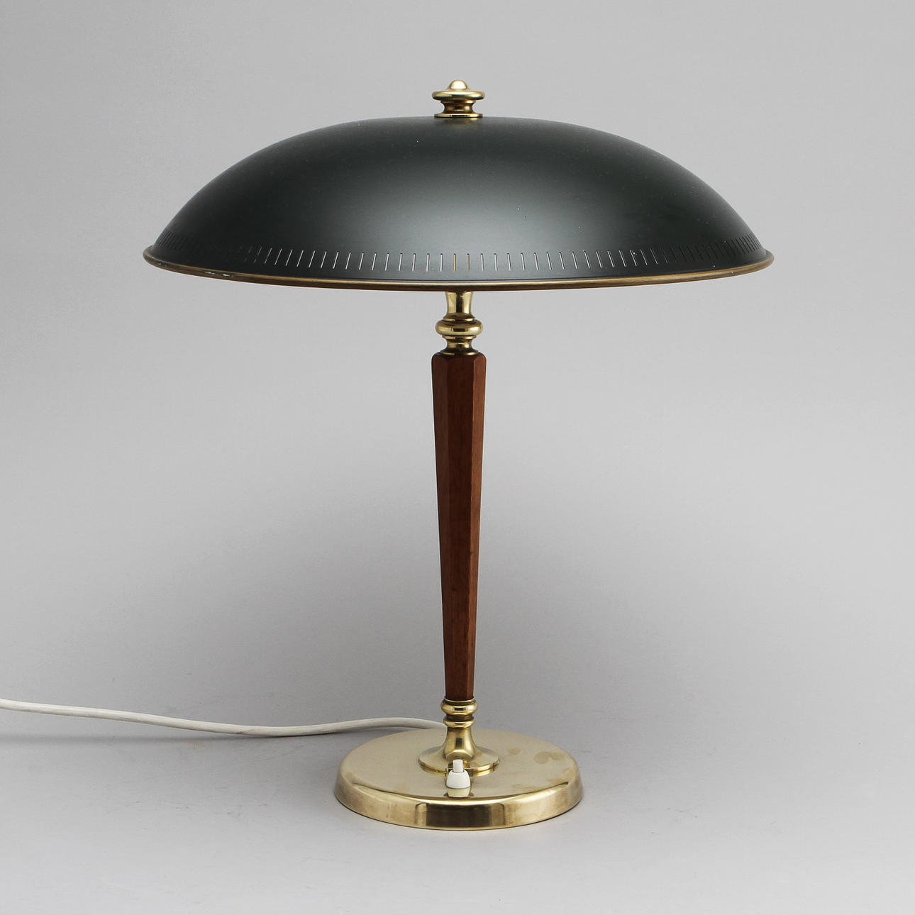 BORDSLAMPA, Nordiska Kompaniet, 1900-talets början.