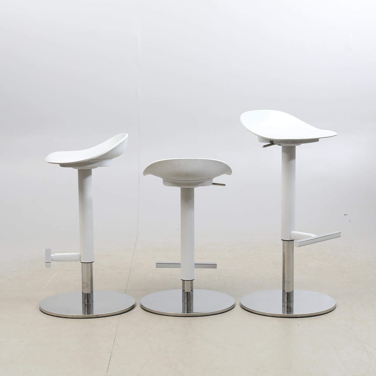 BARSTOLAR, tre stycken " Janinge ", Ikea, höj/sänk bara.