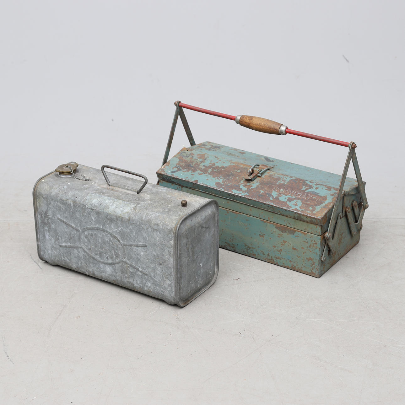 WERKZEUGKASTEN & ERSATZDOSE, Dowidat & Tian.