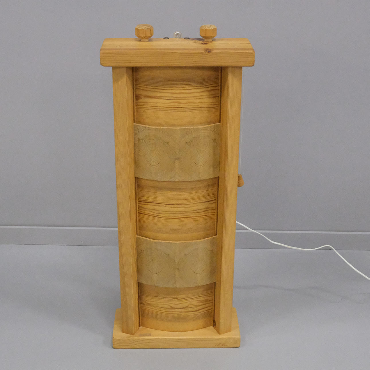 LEIF WIKNER. WALL LAMP, PINE AND CHIPS.