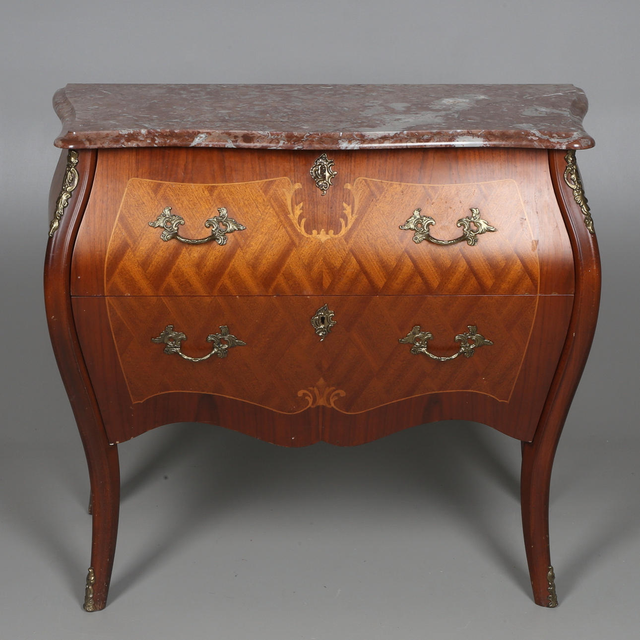 BYRÅ, rokokostil, med marmorskiva, Rydén Möbler AB, Nybro, 1900-tal.