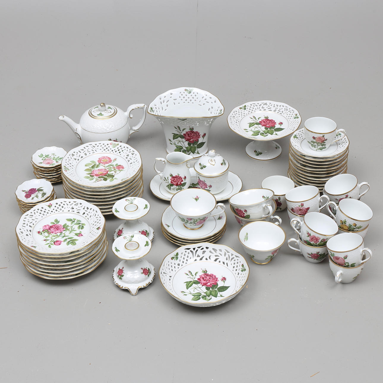 SERVIS, 75 delar, Pierre-Joseph Redouté, Schumann Arzberg.