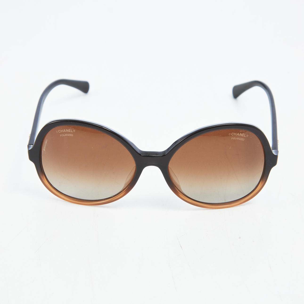 CHANEL. gafas de sol, años 2000.