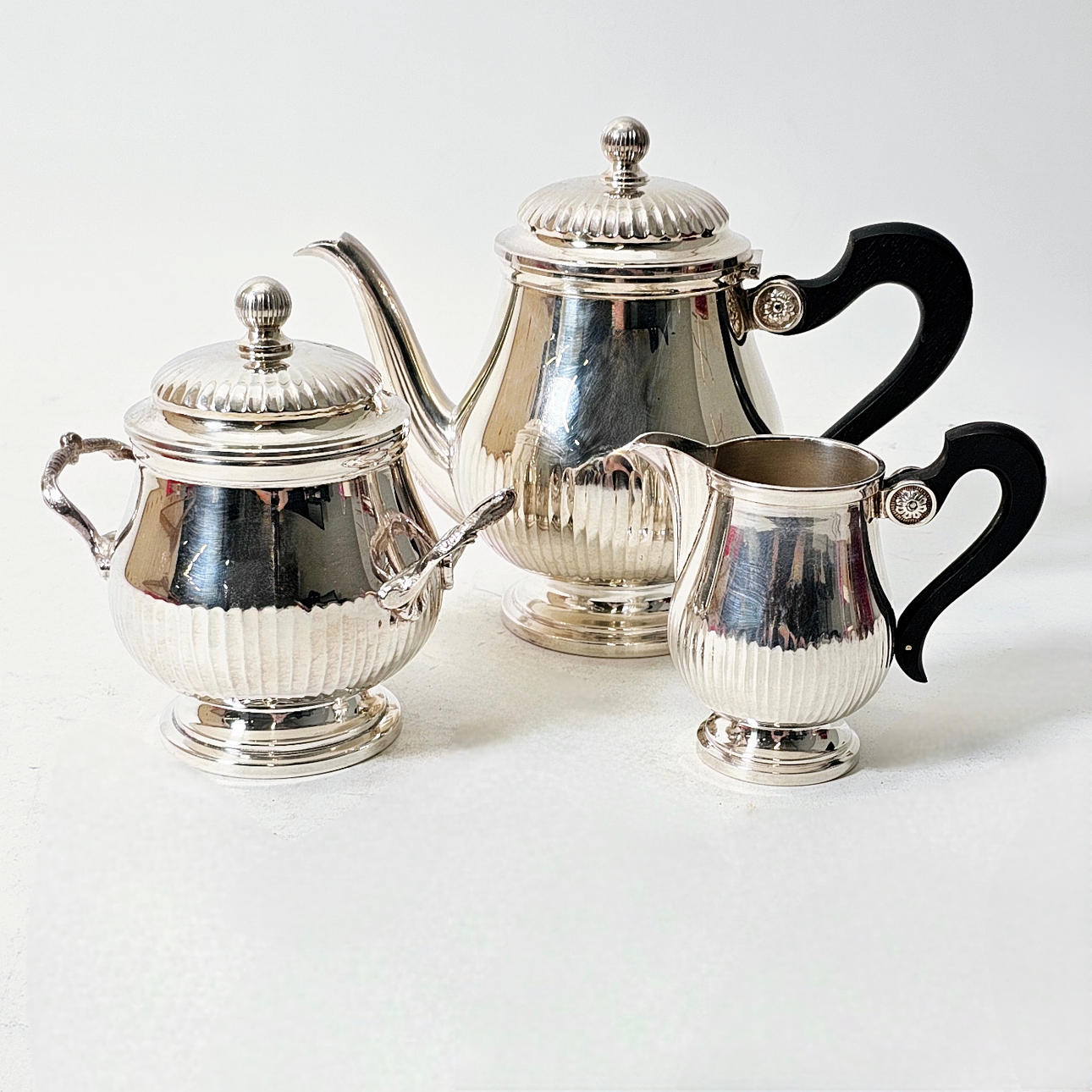 CHRISTOFLE. DALLIA MODELL. KAFFE SET.