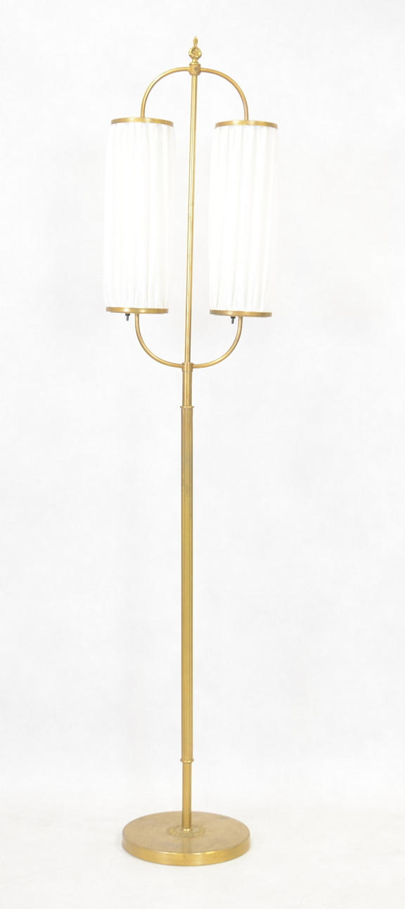 GOLVLAMPA, mässing med 2 tygklädda skärmar, 1950/60-tal.