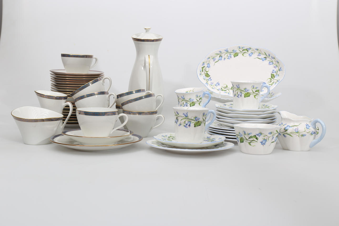 KAFFESERVISDELAR, porslin, 56 delar, Rörstrand och Shelley, England.