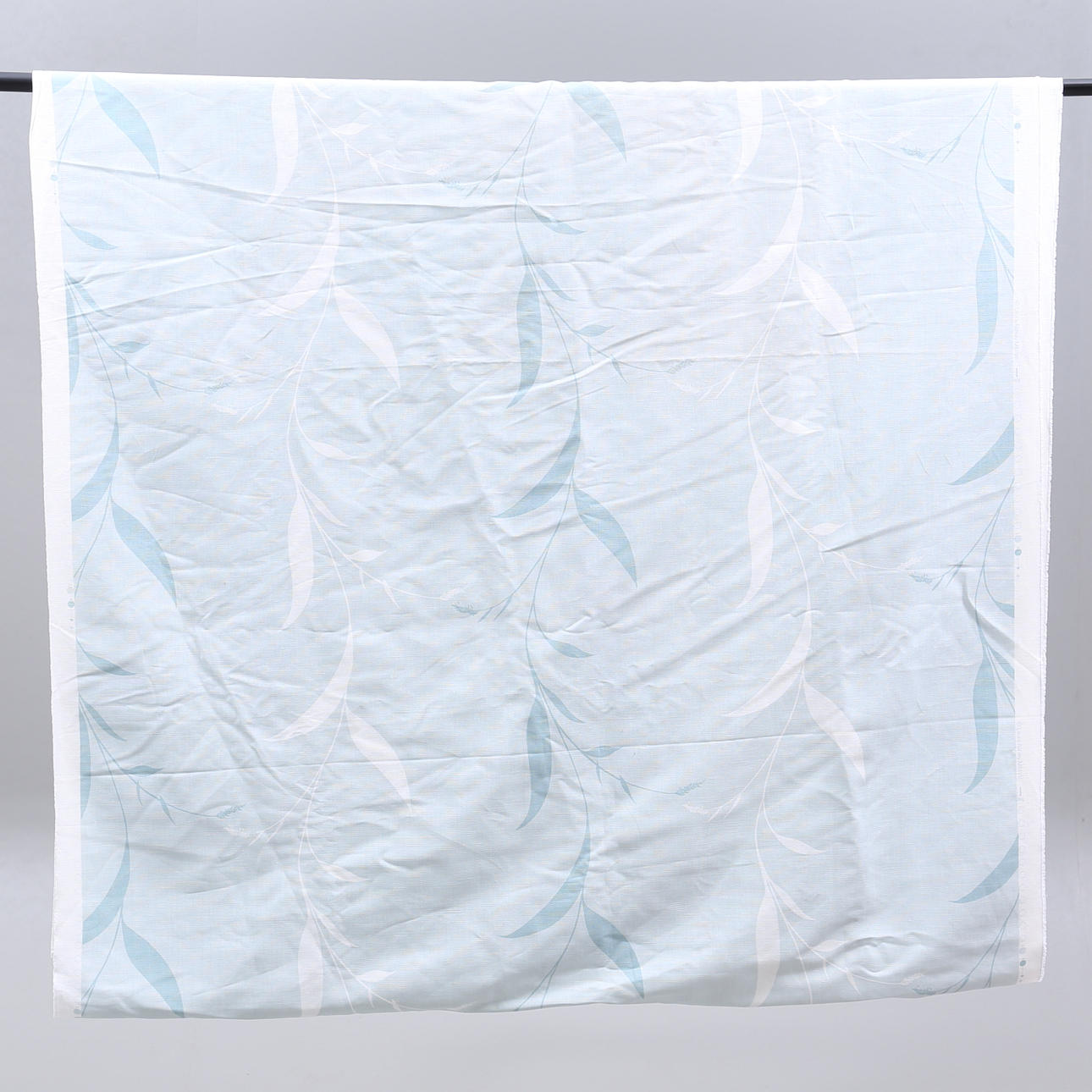 TEXTIL, Laura Ashley, ca 800 cm.