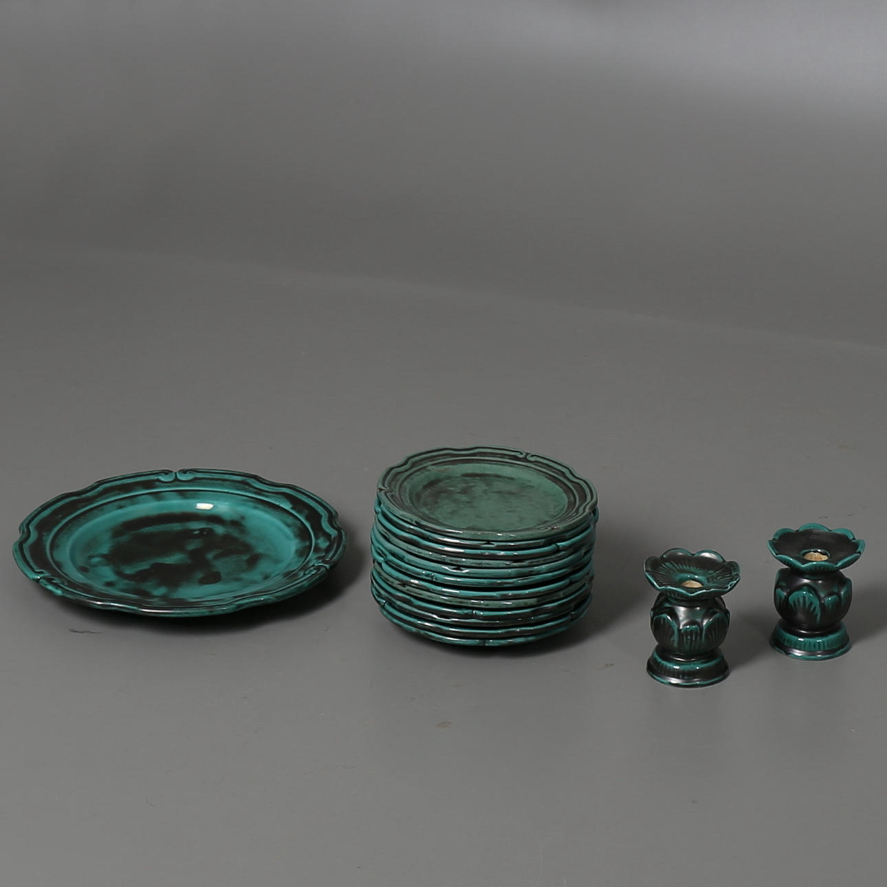 FRUKTSERVIS i keramik, 13 delar, Anna-Lisa Thomson, Ekeby.