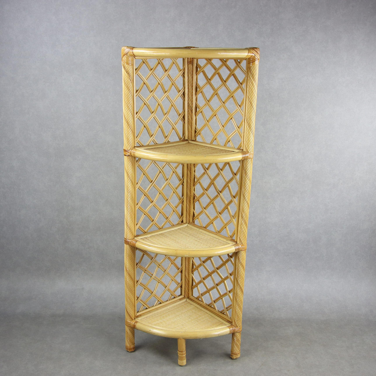 RATTAN-REGAL/ECKREGAL, Rattan, modern.