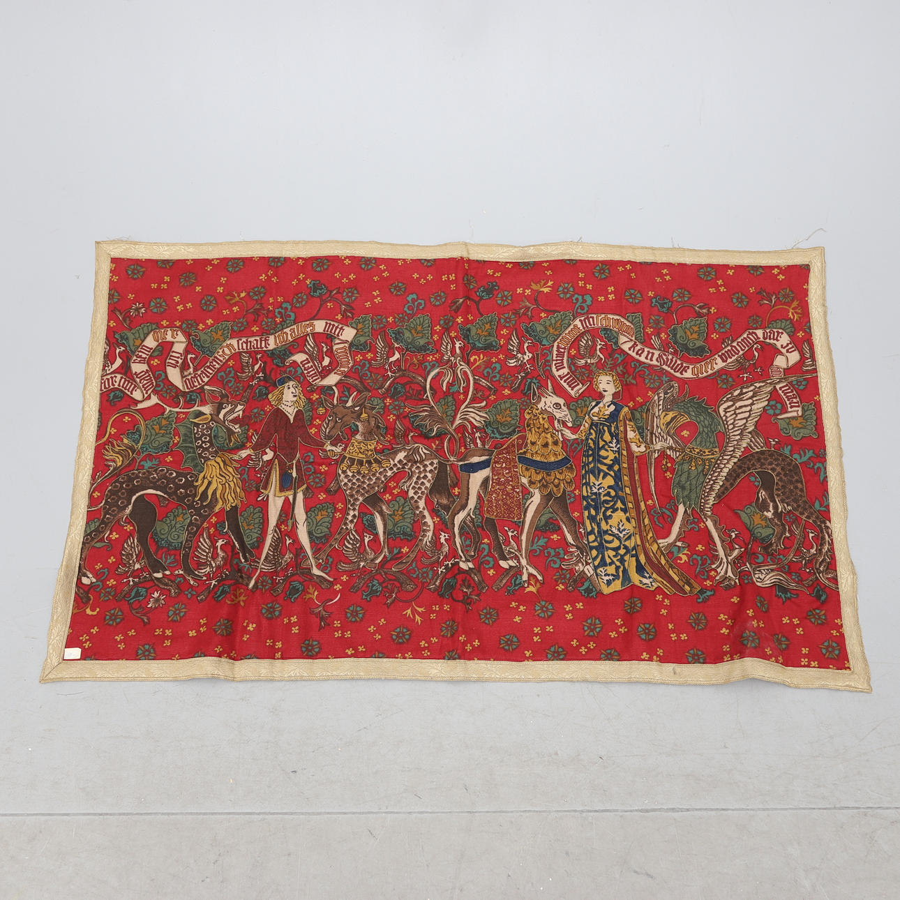 CINTA DE PARED, estilo medieval, siglo XX.