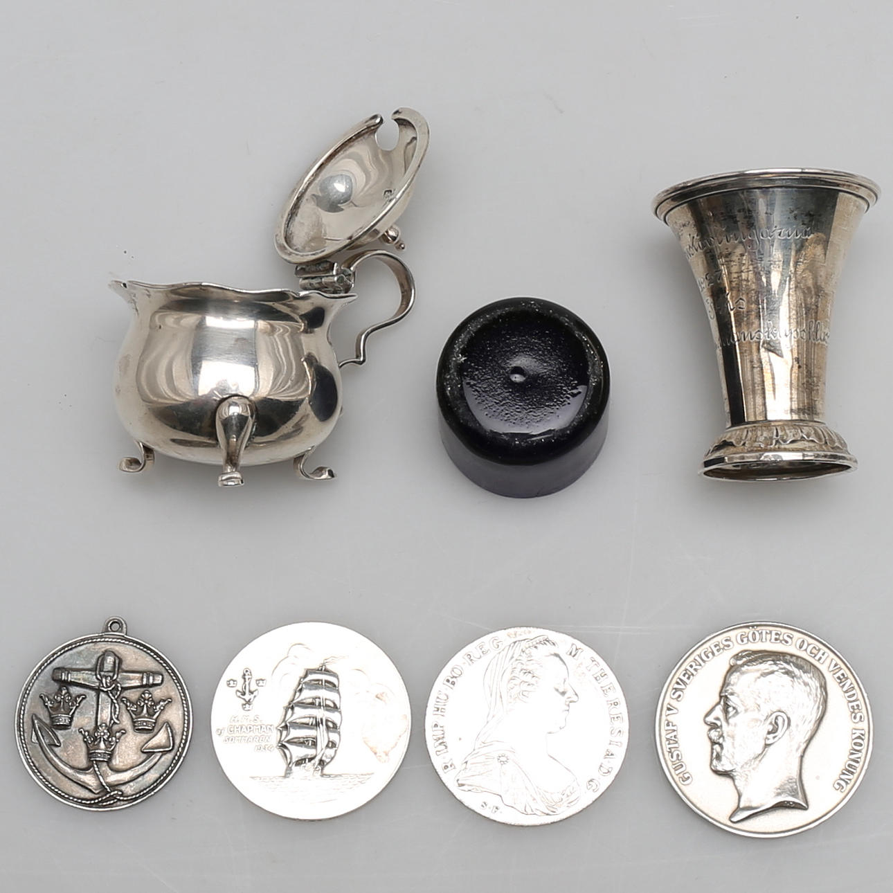 PARTI SILVER, 6 delar, bl.a medaljer.