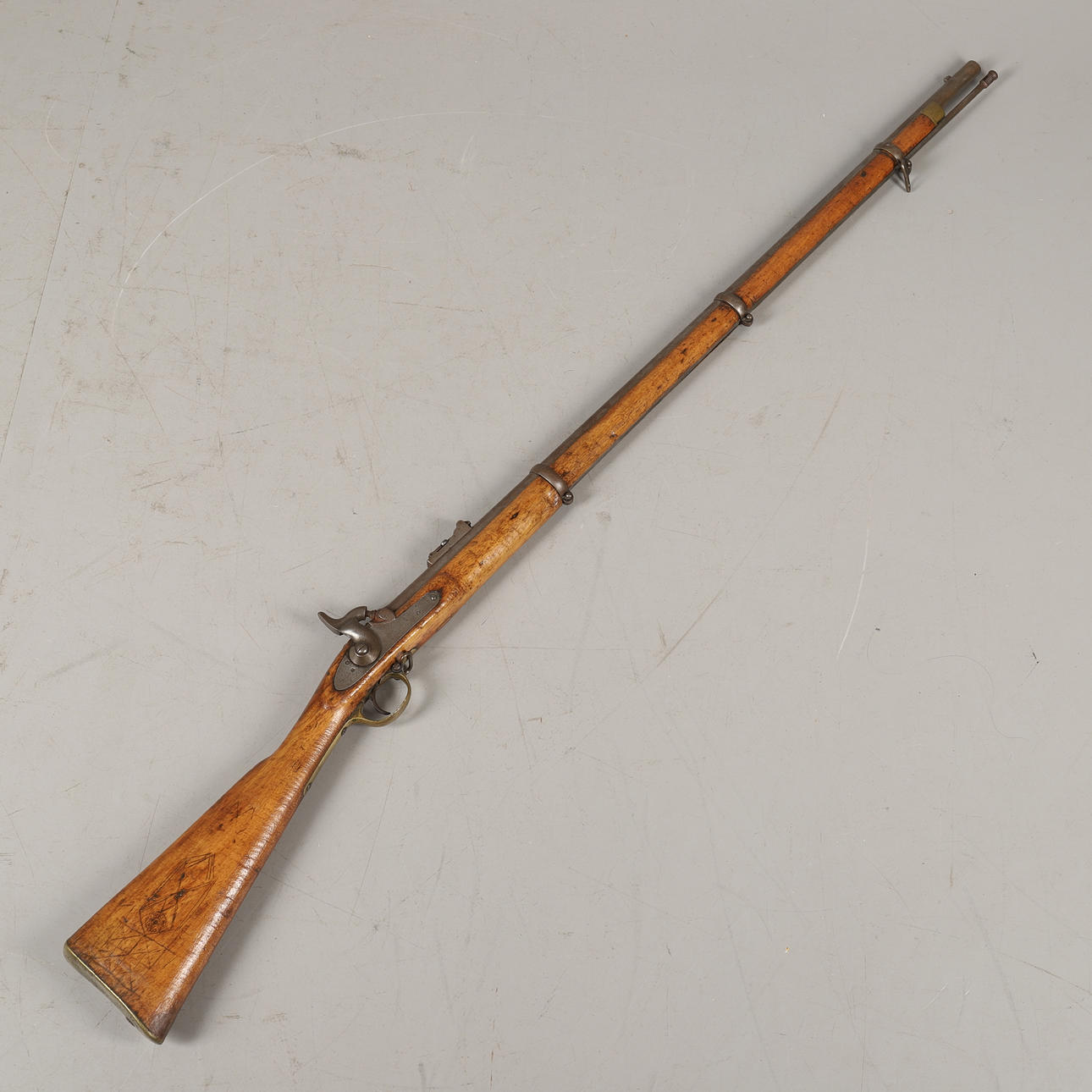 AN ENFIELD 1859 PATTERN PERCUSSION RIFLE.