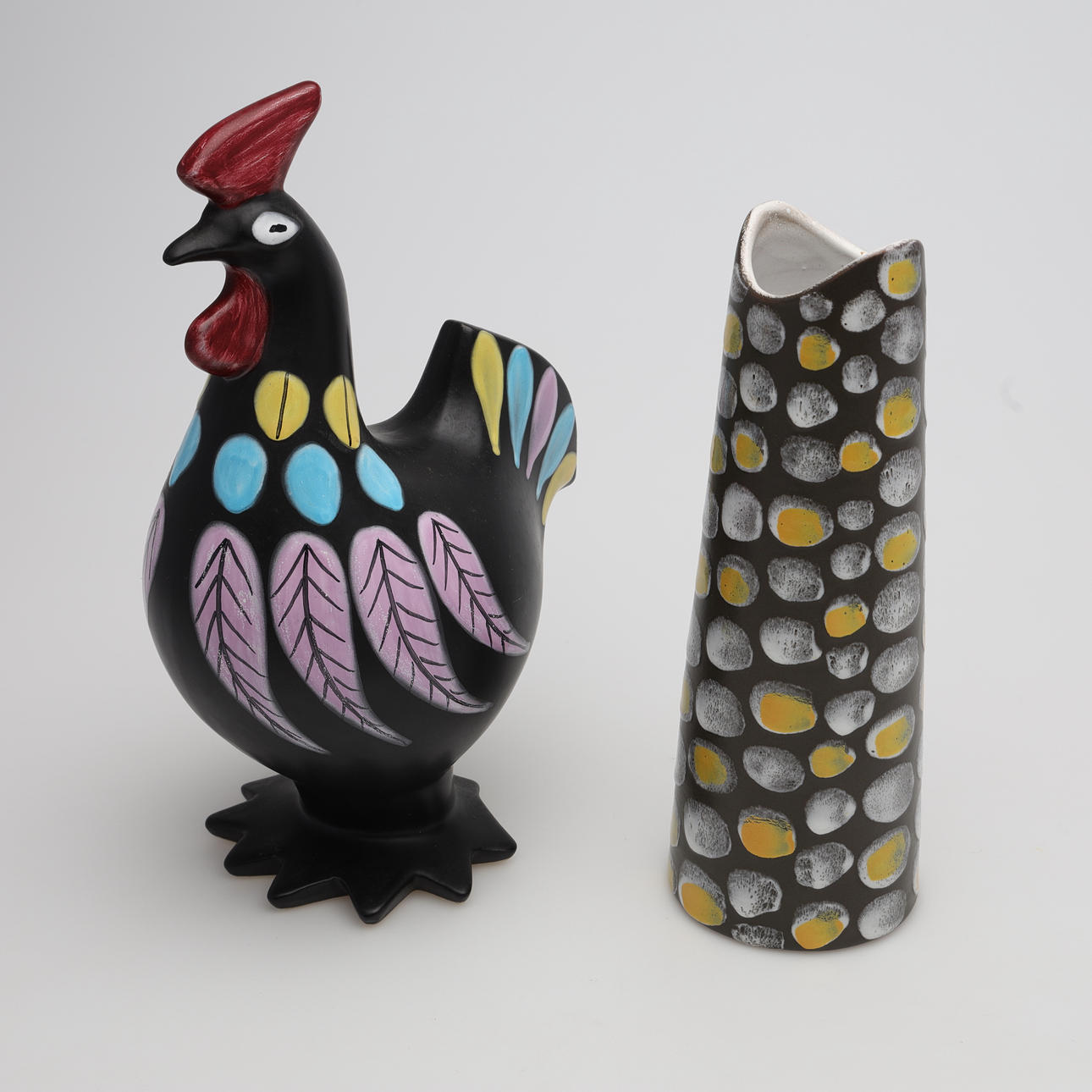 SPARBÖSSA samt VAS, keramik.