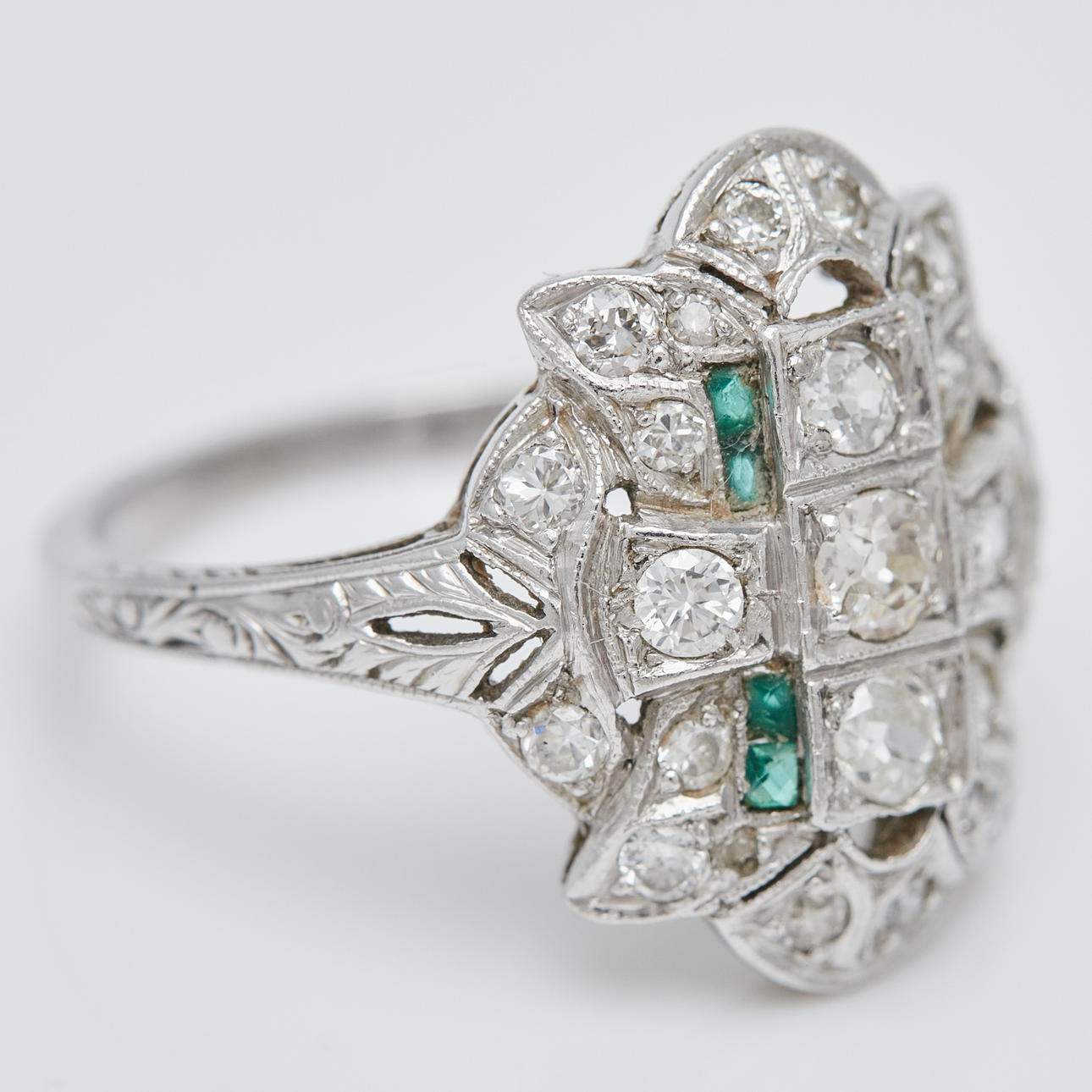 Ring, platina, diamanter, art deco, 1940-tal.