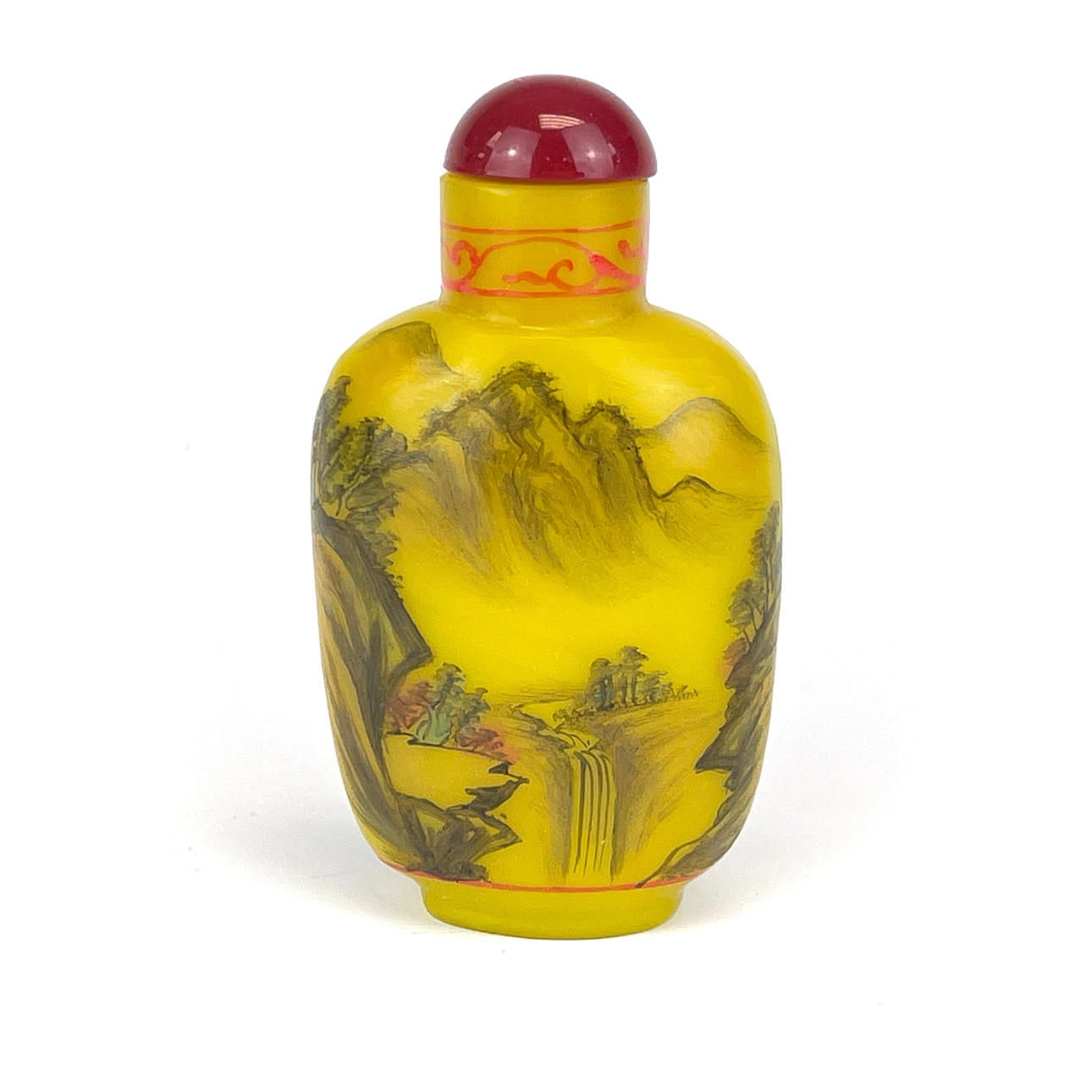 CHINESE IMPERIAL YELLOW SNUFF BOTTLE.