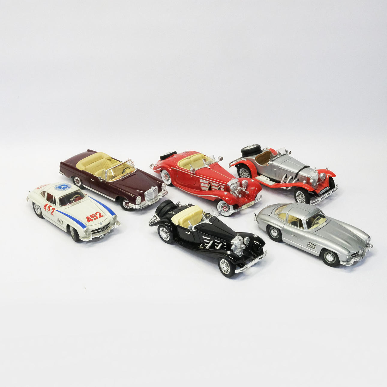 SECHS MODELLAUTOS, MERCEDES-BENZ.