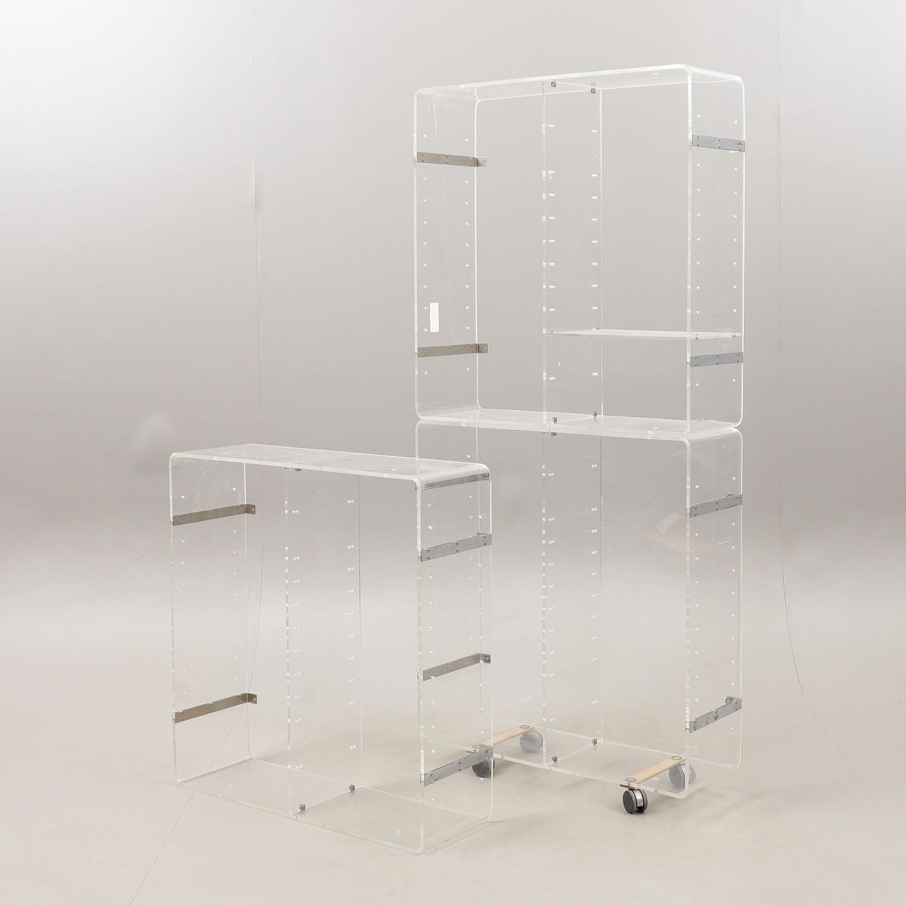 PLEXIHYLLOR, 3 st, plexiglas, 1900-talets andra hälft.