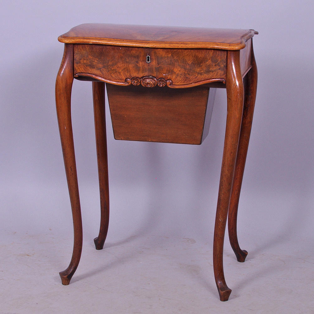 SYBORD, mahogny, nyrokoko.