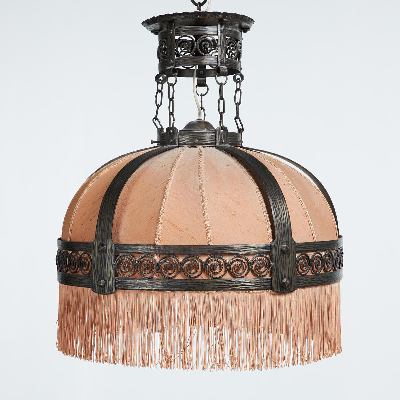 DECKENLEUCHTE, Jugendstil, Schmiedeeisen, Textilschirm.