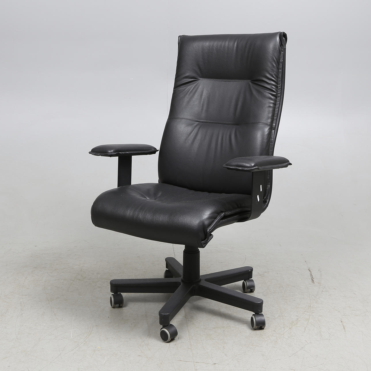 KONTORSSTOL, 1900/2000-tal.