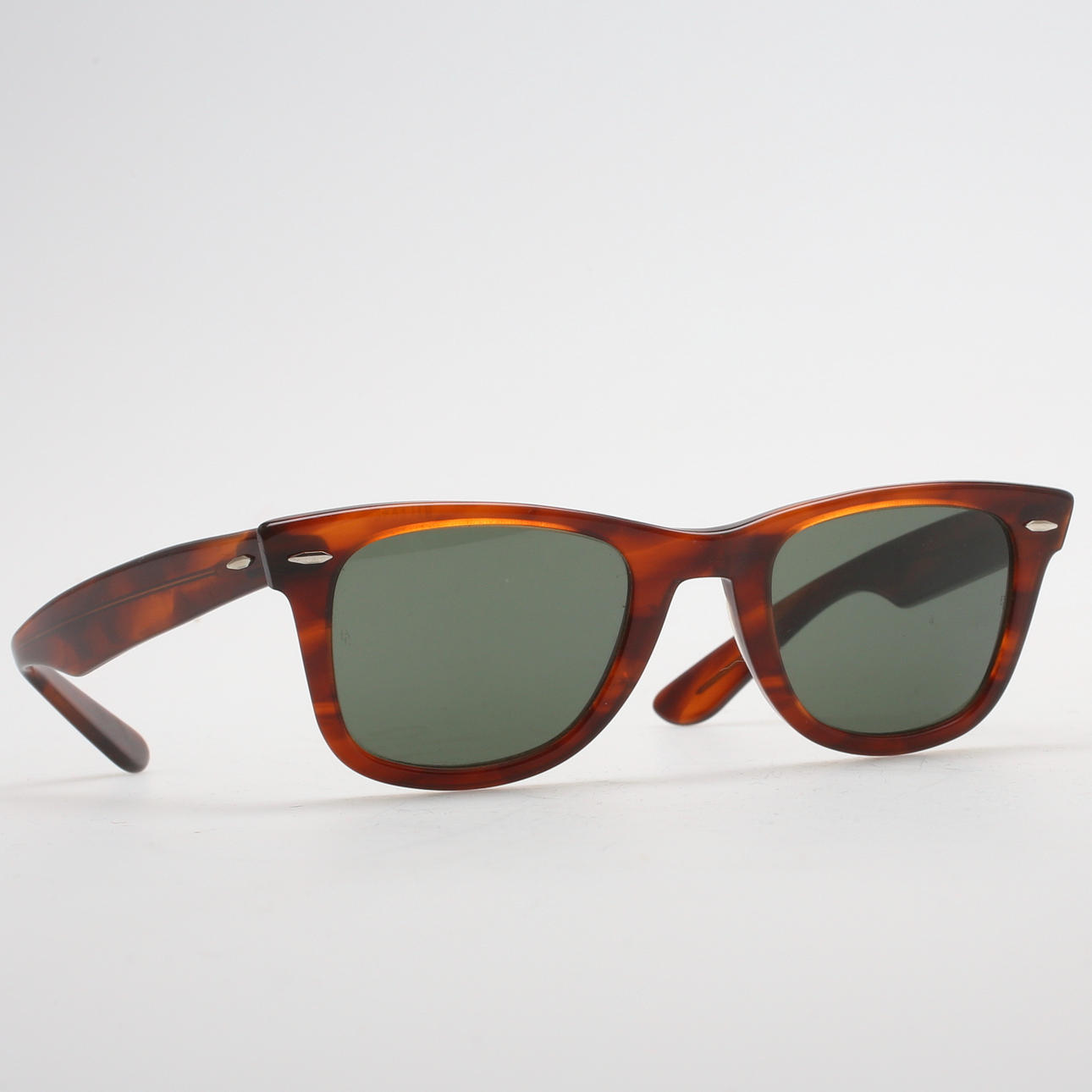 SOLGLASÖGON, ett par, Ray Ban, Wayfarer.