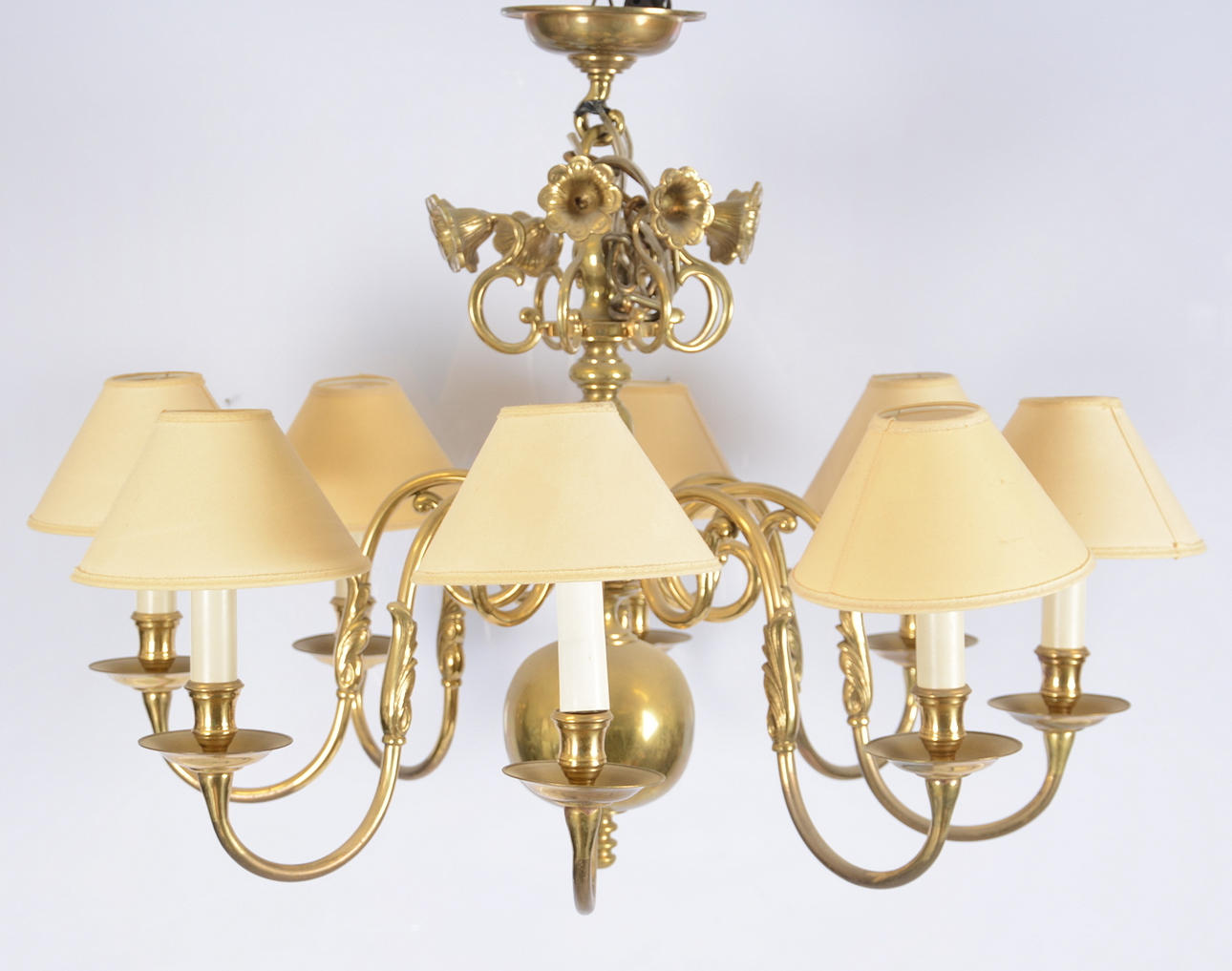 LJUSKRONA, 8-armad, mässing.