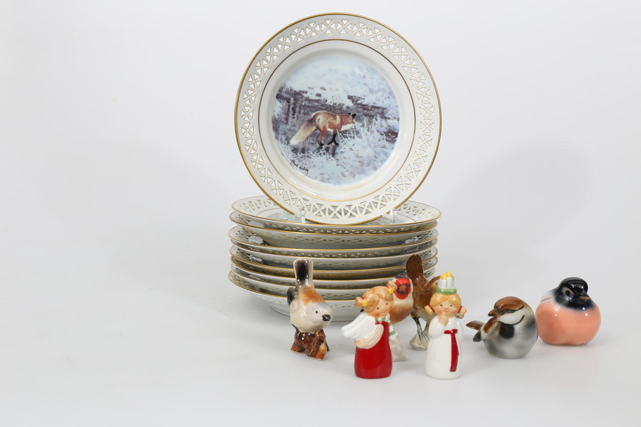 FIGURINER OCH TALLRIKAR, porslin, 16 delar, bland annat Goebel.