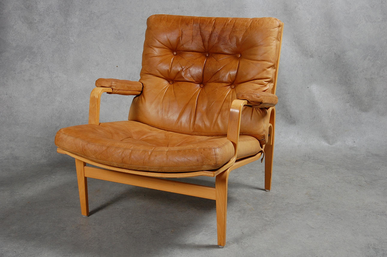 BRUNO MATHSSON. fåtölj, " Ingrid " skinn, DUX, 1900-talets andra hälft.