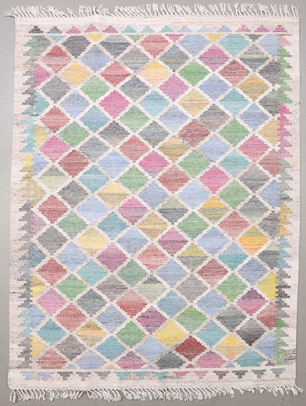 MATTA, kelim, 235 x 172 cm.