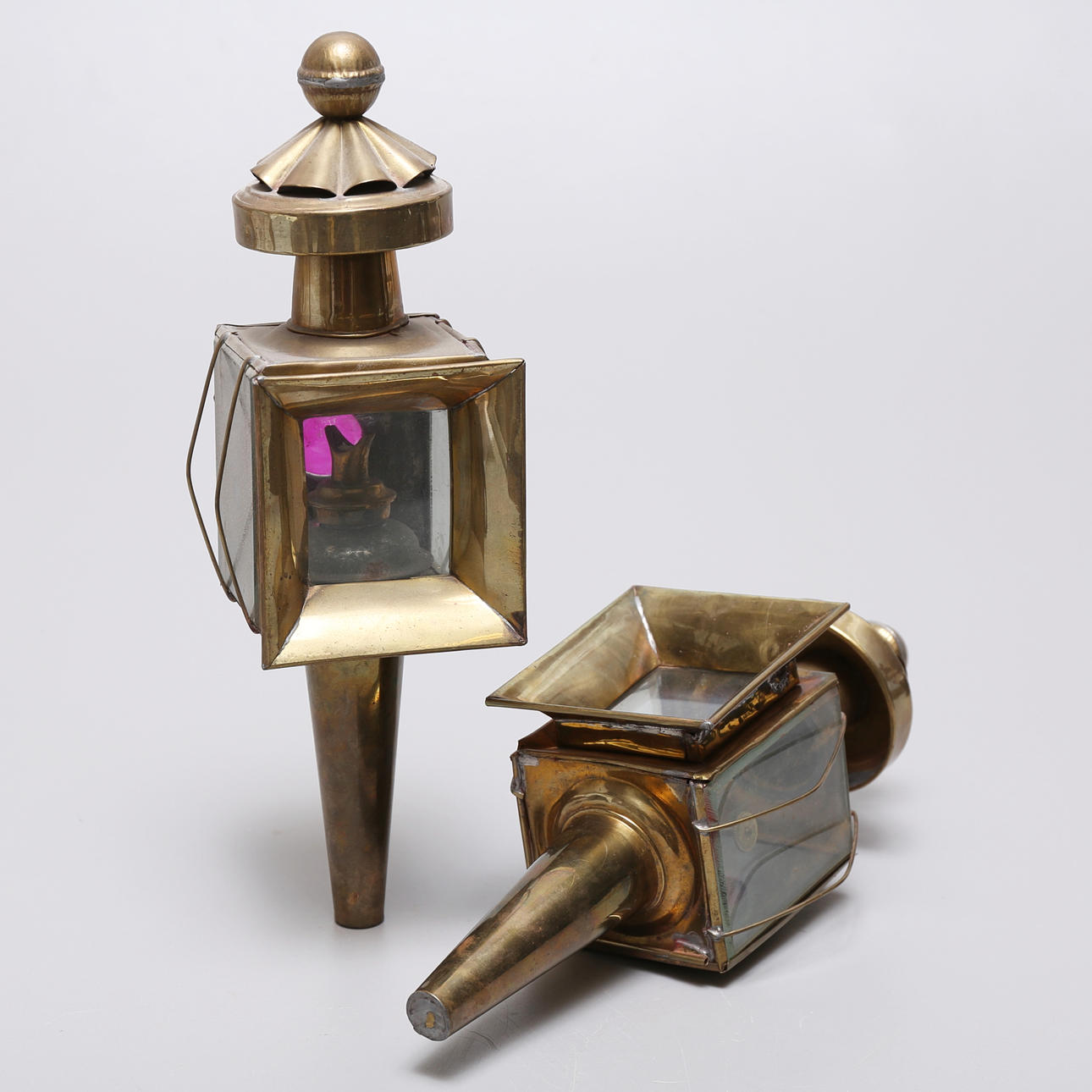 WAGON LANTERN, brass/glass, 19th century.