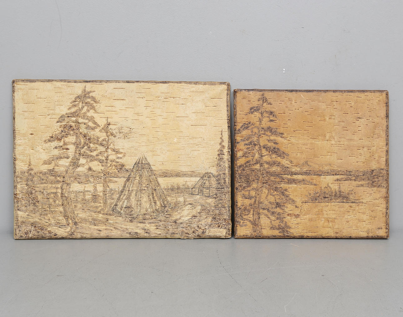 OIDENTIFIERADE KONSTNÄRER. Så kallade nävertavlor, 2 st. Jämtland. Signerade.