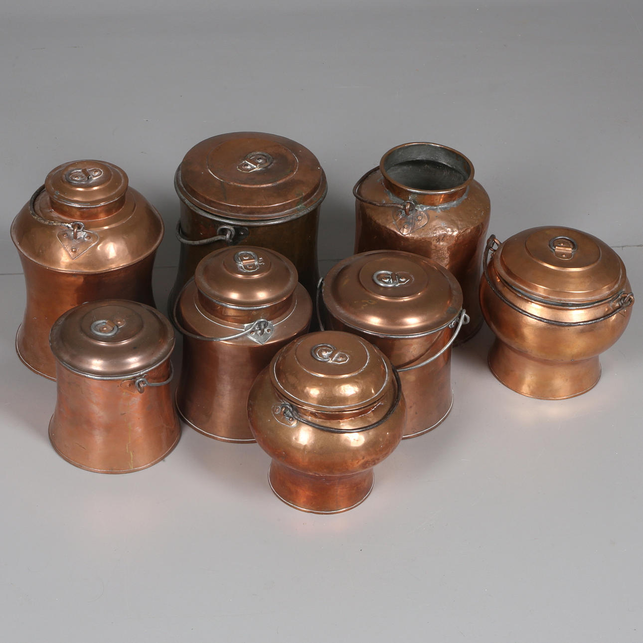 KRUKOR med LOCK, 8 st, 18-1900-tal.