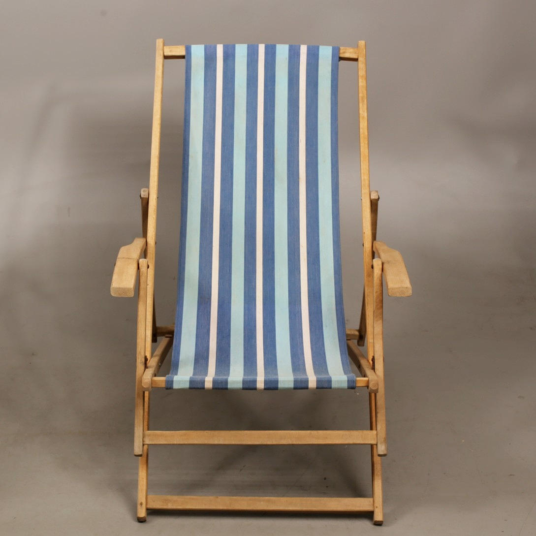 SOLSTOL, træ med tekstil.