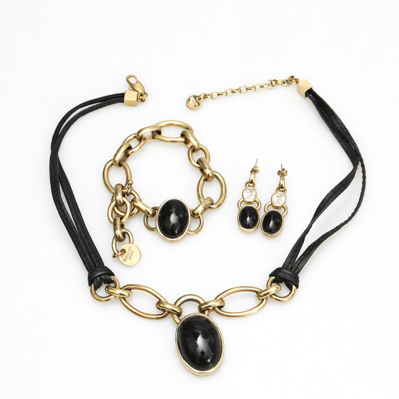 SMYKKER, halskæder, armbånd, øreringe, Dyrberg Kern.