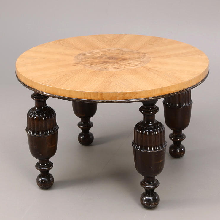 SOFFBORD med intarsia 1930-/40-tal.