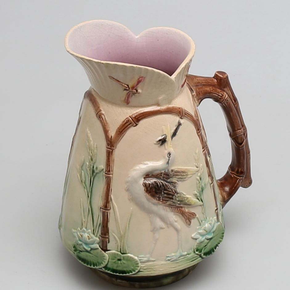 KANNA i majolika, jugend, 1900-talets första hälft, England?