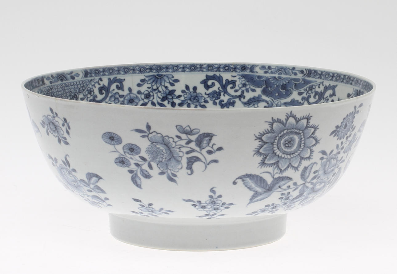 BÅLSKÅL, kompaniporslin, 17/1800-tal.