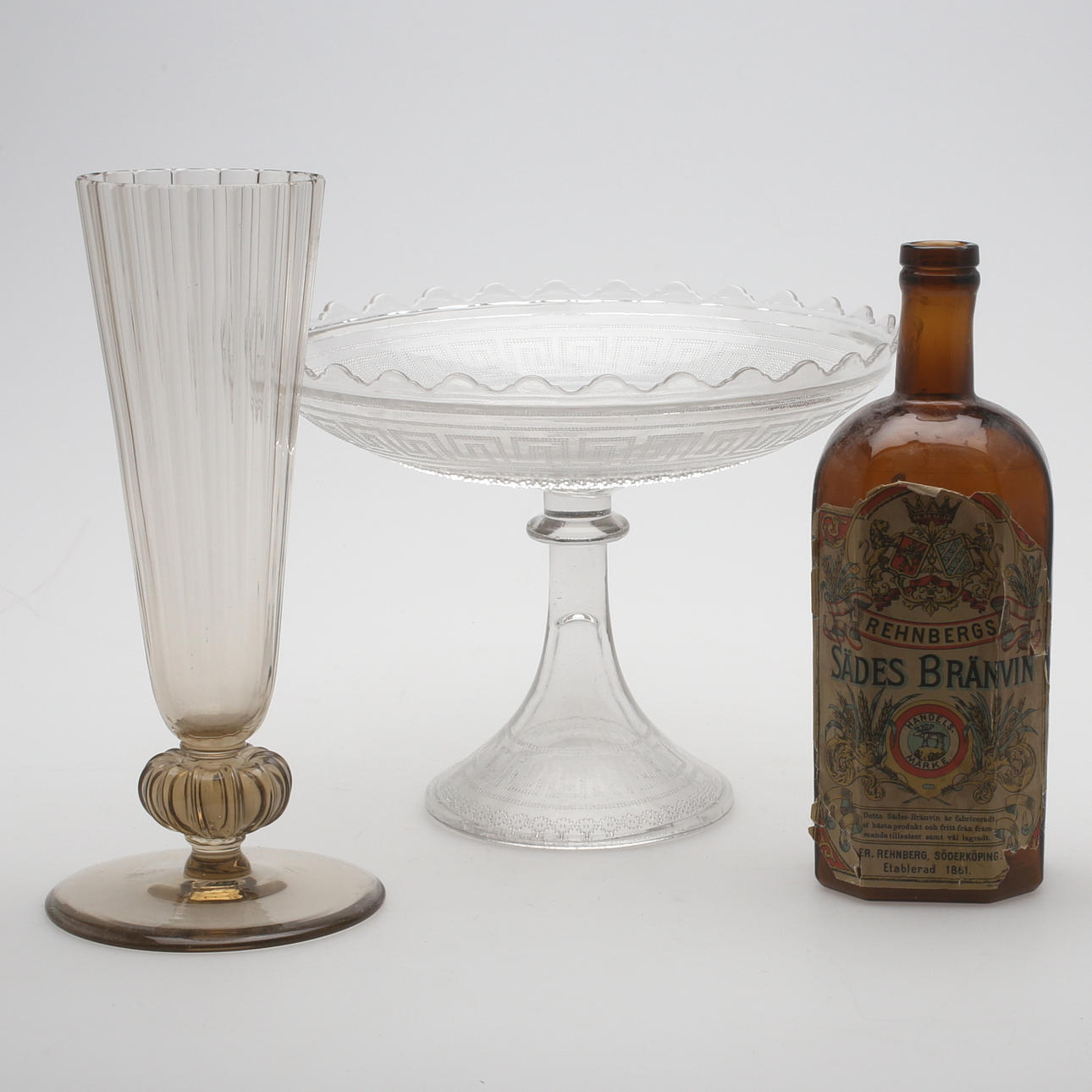 DIVERSE GLAS, 3 delar, 18-1900-tal.